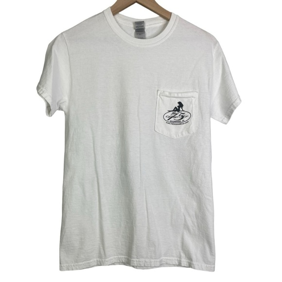 Gildan Men’s White Wildwood, FL Graphic Pocket T-shirt - Picture 1 of 4